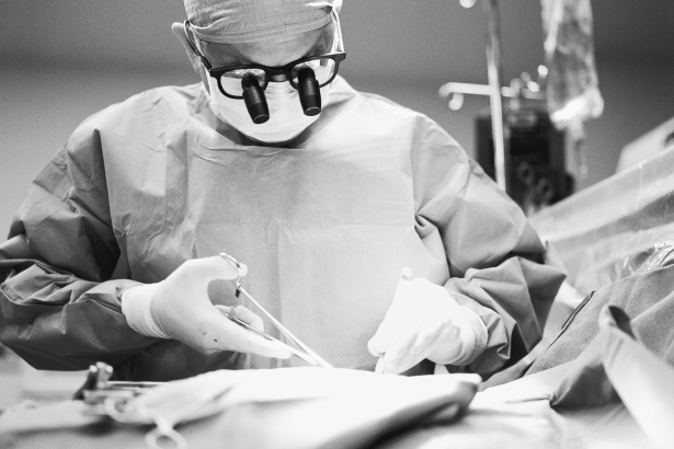 Le mot du chirurgien : Dr Idriss Tourabaly | Inside the hip